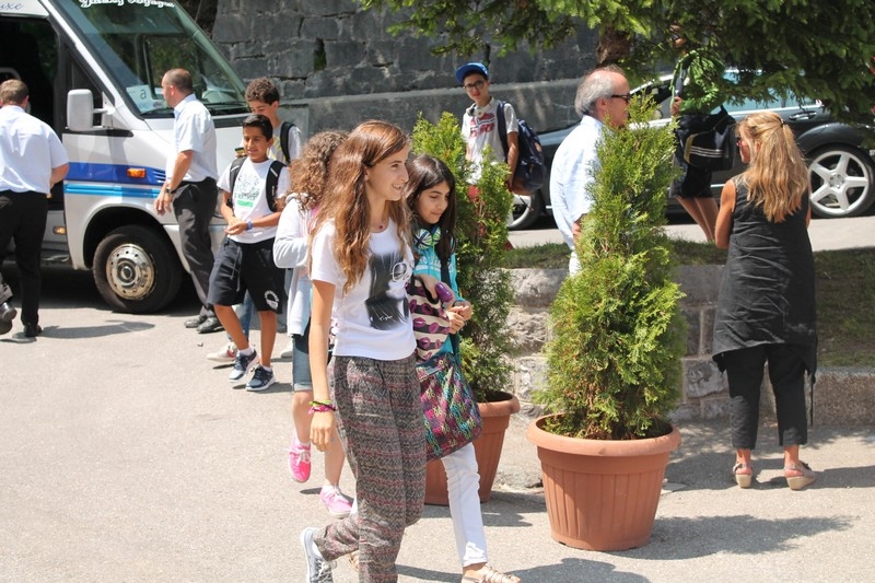 Village Camps International Summer Camp Leysin, Switzerland 2025-08-09 https://www.villagecamps.com/journals_admin/images/689-34-arrivalday (12).jpg